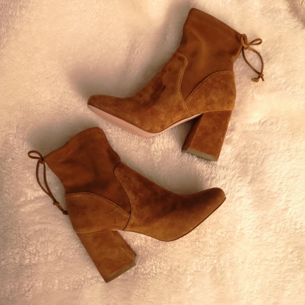 New Farylrobin suede booties size 7.5